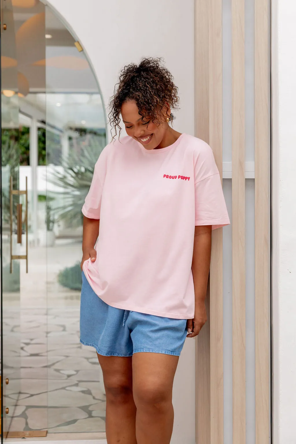Good Vibes Tee in Pink