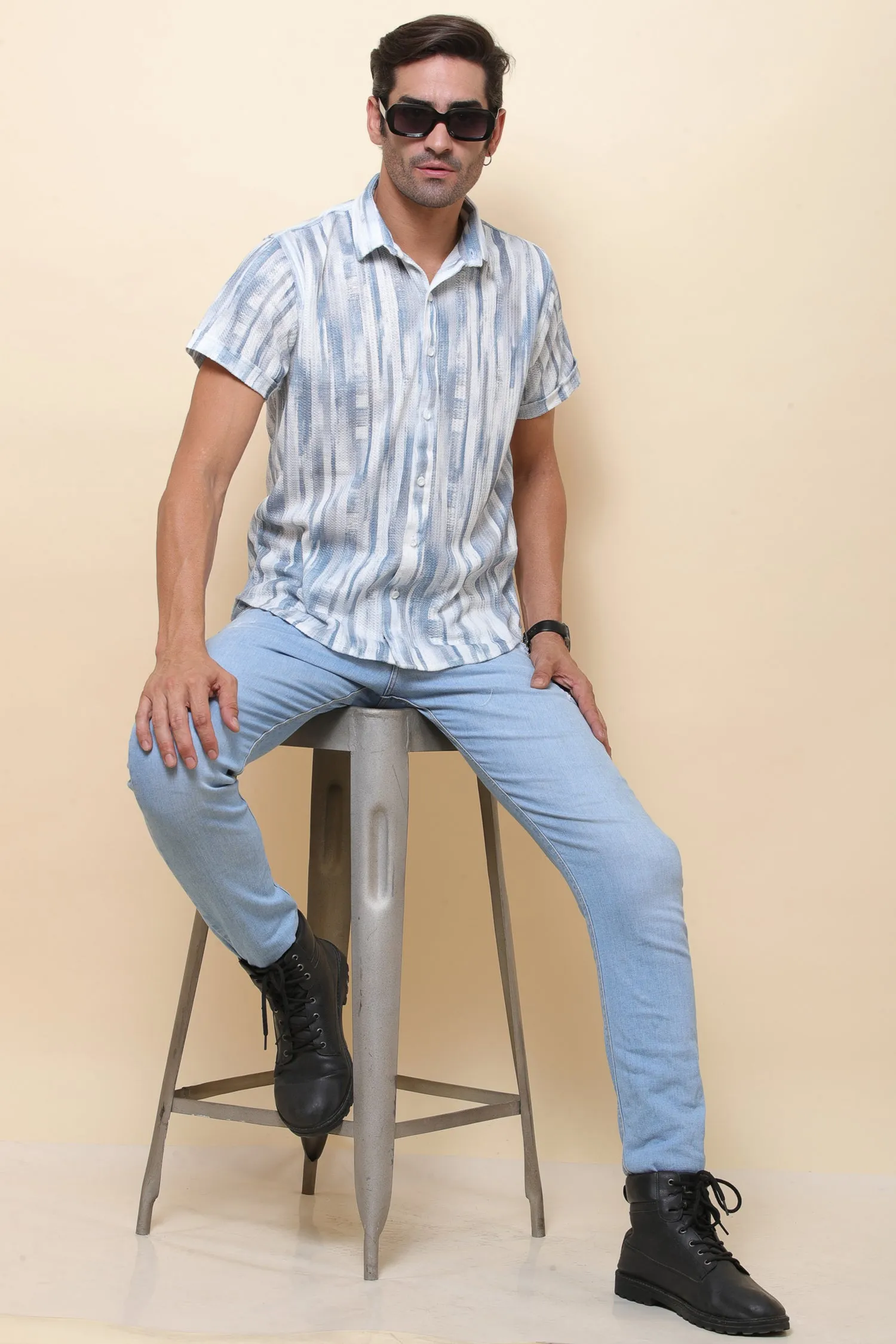Knitting Print Blue Stripe Half Sleeve Shirt for Men