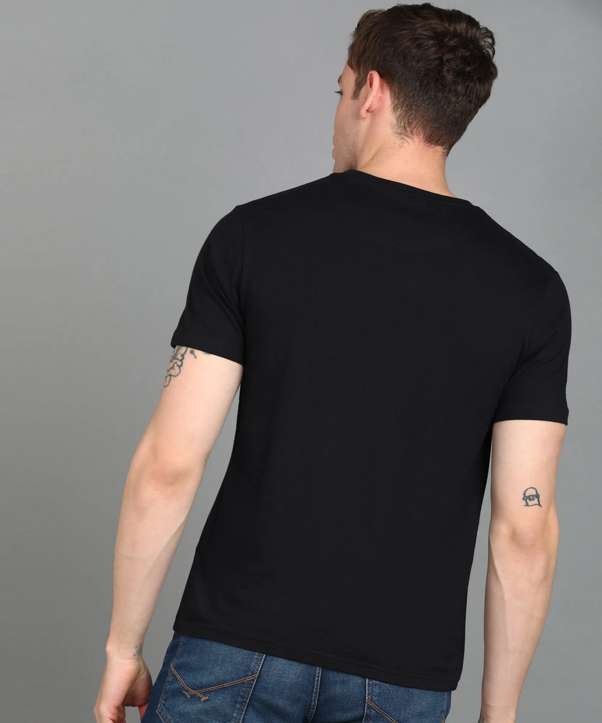 Urbano Fashion Men's Black Graphic Printed Round Neck Half Sleeve Slim Fit Cotton T-Shirt
