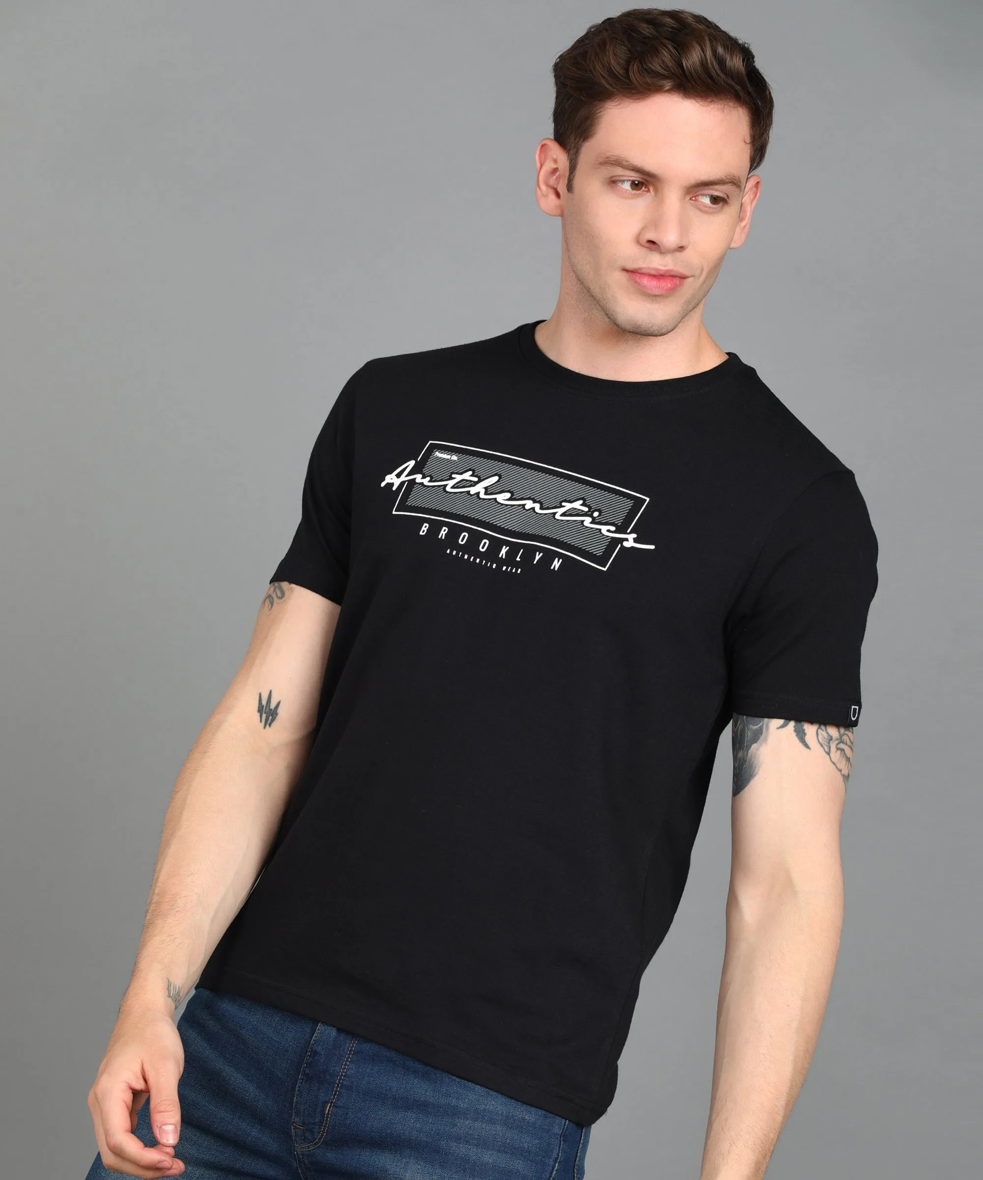 Urbano Fashion Men's Black Graphic Printed Round Neck Half Sleeve Slim Fit Cotton T-Shirt