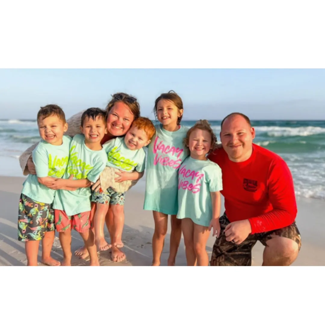 VACAY VIBES (NEON) - Short Sleeve Child Shirt